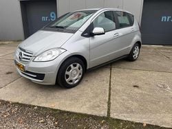 Grijs Gebruikt 2011 Mercedes A160 Business MPV | € 3.250 (Goede deal)