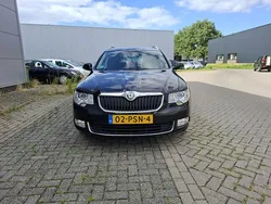 Zwart Gebruikt 2011 Skoda Superb Elegance Stationwagen | € 6.250 (Duur)