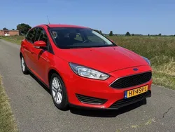 Rood Gebruikt 2016 Ford Focus Trend Hatchback | € 6.450 (Eerlijke prijs)