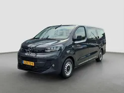 Grijs Nieuw 2025 Opel Vivaro-e Combi Van | € 59.700