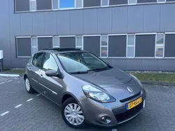 Grijs Gebruikt 2011 Renault Clio II Hatchback | € 3.399 (Eerlijke prijs)