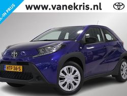 Blauw Gebruikt 2025 Toyota Aygo X Play SUV | € 19.999
