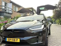 Zwart Gebruikt 2018 Tesla Model X Performance SUV | € 35.999 (Eerlijke prijs)