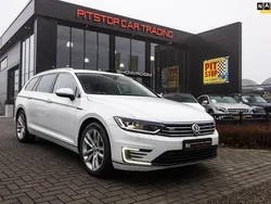 Wit Gebruikt 2018 VW Passat GTE Stationwagen | € 21.950 (Eerlijke prijs)