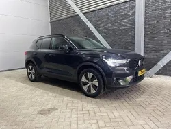 Zwart Gebruikt 2023 Volvo XC40 Plus SUV | € 36.800 (Eerlijke prijs)