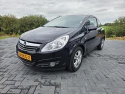 Zwart Gebruikt 2009 Opel Corsa Enjoy Hatchback | € 1.950 (Goede deal)