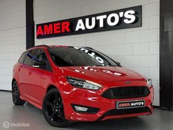 Rood Gebruikt 2017 Ford Focus ST-Line Stationwagen | € 9.999 (Eerlijke prijs)