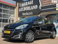 Zwart Gebruikt 2016 Peugeot 208 Allure Hatchback | € 6.700 (Eerlijke prijs)