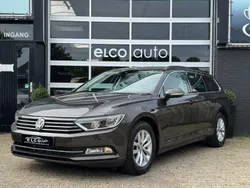 Grijs Gebruikt 2017 VW Passat Highline Stationwagen | € 14.750 (Eerlijke prijs)
