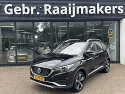 Zwart Gebruikt 2020 MG ZS Luxury Sedan | € 11.900 (Goede deal)
