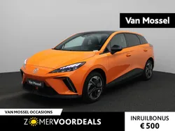 Oranje Gebruikt 2023 MG MG4 EV Luxury Hatchback | € 24.495 (Eerlijke prijs)