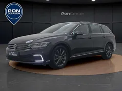 Grijs Gebruikt 2022 VW Passat GTE Stationwagen | € 25.450 (Eerlijke prijs)