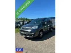 Grijs, metallic lak Gebruikt 2018 Citroën Berlingo MPV | € 12.999 (Super prijs)