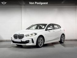 Wit Gebruikt 2022 BMW 118 Shadowline Hatchback | € 27.900 (Eerlijke prijs)