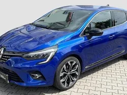 Blauw Gebruikt 2023 Renault Clio V Hatchback | € 18.900 (Eerlijke prijs)