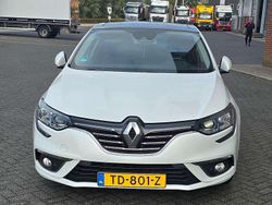 Wit Gebruikt 2018 Renault Mégane IV Bose Edition Hatchback | € 10.950 (Eerlijke prijs)