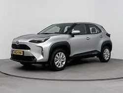 Grijs metallic Gebruikt 2023 Toyota Yaris Active SUV | € 27.445