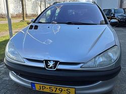 Zilver Gebruikt 2003 Peugeot 206 Stationwagen | € 1.100 (Eerlijke prijs)