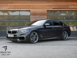 Grijs Gebruikt 2022 BMW M550 Executive Sedan | € 45.950 (Goede deal)