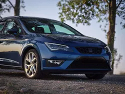 Blauw Gebruikt 2013 Seat Leon FR Hatchback | € 10.500 (Duur)