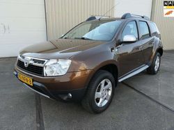 Bruin Gebruikt 2010 Dacia Duster Lauréate SUV | € 5.995 (Eerlijke prijs)