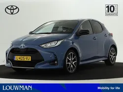 Blauw Gebruikt 2021 Toyota Yaris Hybrid Executive Hatchback | € 21.745 (Eerlijke prijs)