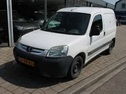 Wit Gebruikt 2006 Peugeot Partner MPV | € 999 (Goede deal)