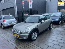 Grijs Gebruikt 2009 Mini ONE Hatchback | € 2.999 (Goede deal)