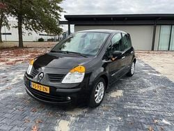 Zwart Gebruikt 2005 Renault Modus Luxe MPV | € 1.995 (Eerlijke prijs)