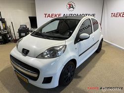 Wit Gebruikt 2010 Peugeot 107 Urban Move Hatchback | € 2.999 (Eerlijke prijs)