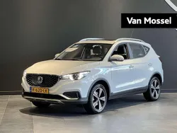 Wit Gebruikt 2020 MG ZS Luxury Sedan | € 14.495 (Eerlijke prijs)