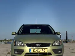 Groen Gebruikt 2007 Ford Focus Ghia Hatchback | € 1.450 (Goede deal)
