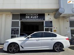 Wit Gebruikt 2020 BMW 530 M Sport Sedan | € 34.950 (Eerlijke prijs)