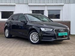 Zwart Gebruikt 2016 Audi A3 Sportback Ambiente Hatchback | € 11.500 (Eerlijke prijs)