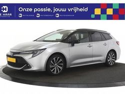 Zilver Gebruikt 2023 Toyota Corolla Hybrid Executive Stationwagen | € 28.900 (Goede deal)