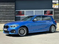 Blauw, metallic lak Gebruikt 2018 BMW 118 M Sport Hatchback | € 15.995 (Goede deal)