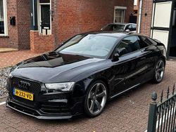 Zwart Gebruikt 2013 Audi RS5 Coupé | € 39.500
