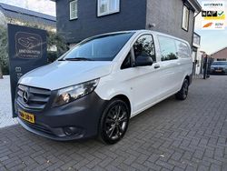 Wit Gebruikt 2022 Mercedes Vito Sedan | € 22.900
