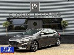 Grijs Gebruikt 2019 Ford Focus ST-Line Hatchback | € 13.450 (Eerlijke prijs)