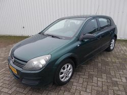 Groen Gebruikt 2005 Opel Astra Enjoy Hatchback | € 1.495 (Eerlijke prijs)
