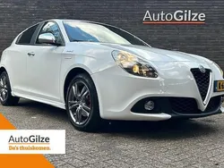 Wit Gebruikt 2016 Alfa Romeo Giulietta Super Hatchback | € 9.850 (Eerlijke prijs)