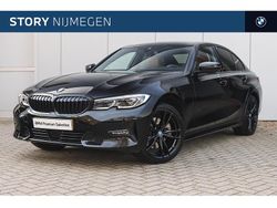 Zwart Gebruikt 2021 BMW 320e Executive Sedan | € 31.450 (Eerlijke prijs)