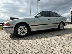Grijs Gebruikt 1997 BMW 523 Sedan | € 6.550 (Iets duurder)