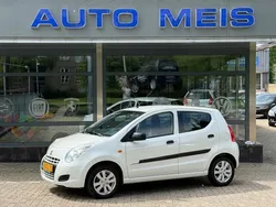 Wit, andere lak Gebruikt 2015 Suzuki Alto Hatchback | € 4.995 (Eerlijke prijs)