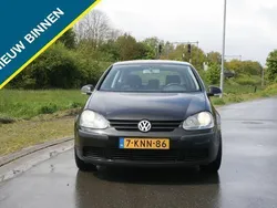 Zwart Gebruikt 2004 VW Golf IV Trendline Hatchback | € 2.399