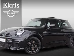 Zwart Nieuw 2025 Mini John Cooper Works Comfort Hatchback | € 43.928 (Duur)