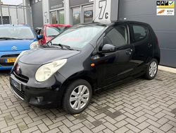 Zwart (metallic) Gebruikt 2010 Suzuki Alto Hatchback | € 2.995 (Eerlijke prijs)