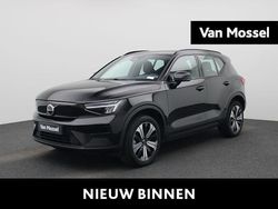 Zwart Gebruikt 2023 Volvo XC40 Core SUV | € 31.400