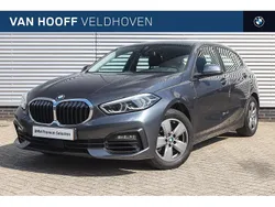 Grijs, metallic lak Gebruikt 2020 BMW 118 Executive Hatchback | € 24.950 (Eerlijke prijs)