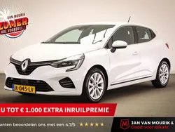 Wit Gebruikt 2021 Renault Clio V Intens Hatchback | € 16.495 (Eerlijke prijs)